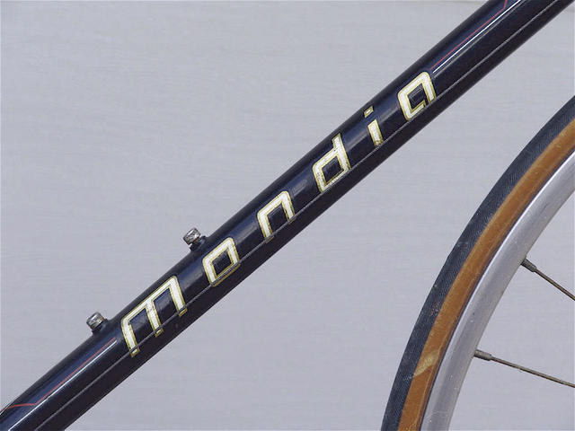 1977 Mondia Prestige