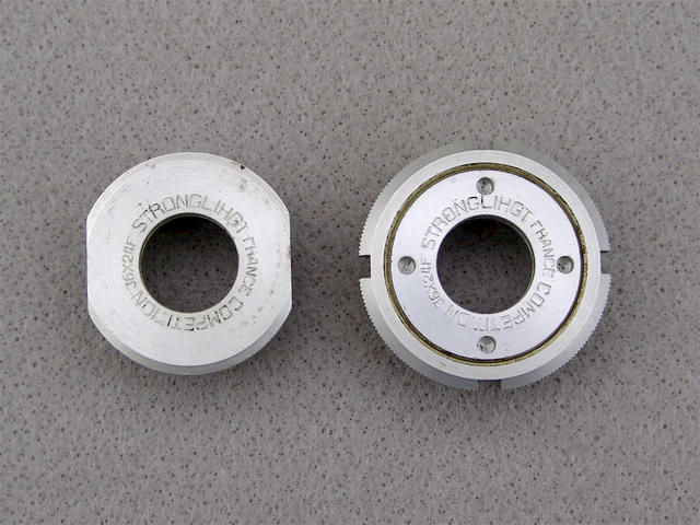 <------------------ SOLD ------------------> Stronglight 650 / 651 bottom bracket cups - Italian threaded (NOS)