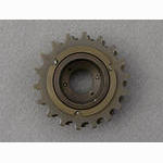 <------------------- SOLD ----------------> Maillard 700 Professional freewheel - alloy 6s 13-19 - English thread (UNUSED)