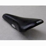 <------------------ SOLD ------------------> Ideale 2001 saddle - Black leather cover (NOS)