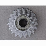 <------------------- SOLD ----------------> Everest Super Nova freewheel - 6 speed - 13/18 - Italian thread (NOS)