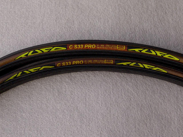 <------------------ SOLD ------------------> Tufo C S 33 Pro tires - 700c x 21 mm clincher (UNUSED)