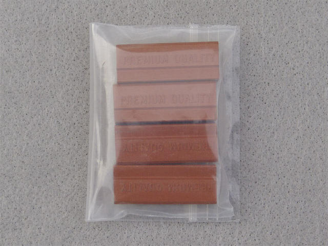 <------------------ SOLD ------------------> Kool-Stop brake pads - iron oxide  compound - Campagnolo type (UNUSED)