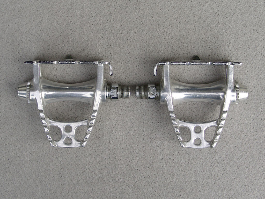 Maillard 700 CXC Professional pedals - alloy body - chrome plated rear plate 