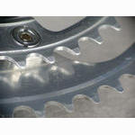 <------------------ SOLD ------------------> Stronglight 107 crankset - 42/52 double - 144 mm BCD (USED)