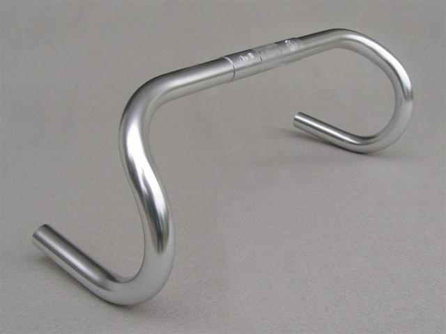 <------------------ SOLD ------------------> Cinelli Campione del Mondo 66-44 handlebars - 44 cm C-t-C (USED)