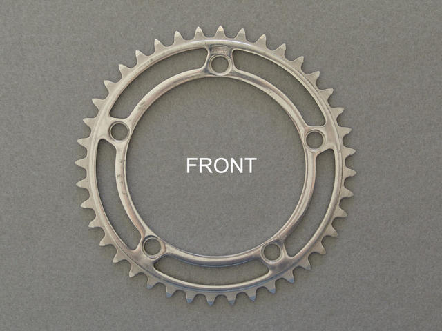 <------------------ SOLD ------------------> Stronglight model 93 SC chain ring - 40 tooth - 122 mm BCD (NOS)